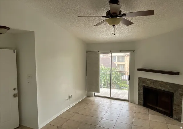 2nd image of 12250 Whittington Dr #712, Houston, TX 77077 | MLS# 47423279