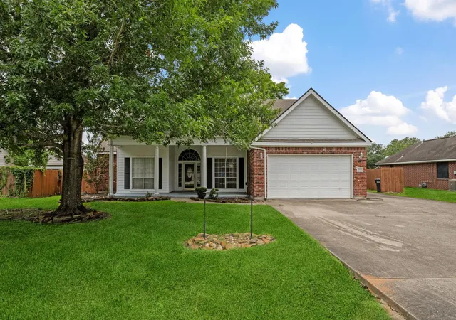 Homes for sale in Mont Belvieu, TX | 12315 E River Run East Dr, Mont Belvieu, TX 77523 | MLS# 71666380