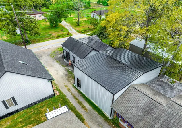 3rd image of 106 Spring School Rd, Spring, TX 77373 | MLS# 83955057