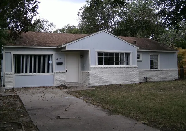 Photo 1 of Single family home for sale at 10109 Fairland Dr, Houston, TX 77051 | MLS# 96494759 | Listing updated on 2026-09-04