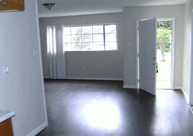 Photo 3 of Single family home for sale at 10109 Fairland Dr, Houston, TX 77051 | MLS# 96494759 | Listing updated on 2026-09-04