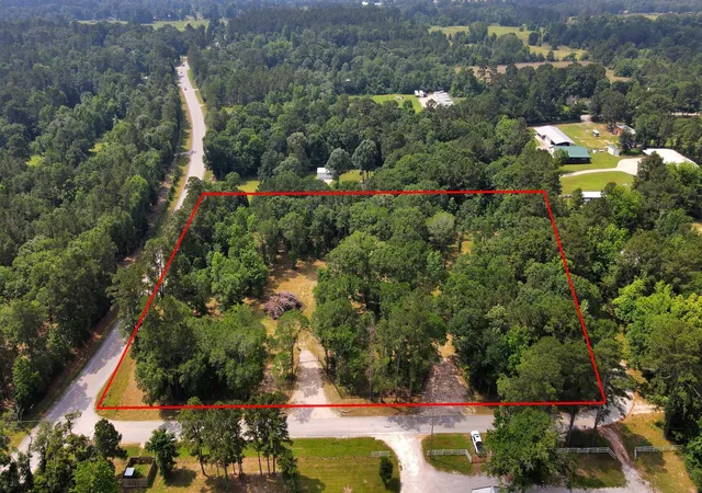 Photo 1 of Land for sale at 21765 Bailey Grv Rd, Montgomery, TX 77356 | MLS# 6695020 | Listing updated on 2026-03-19