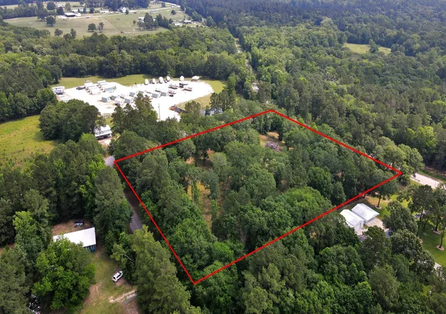 Photo 4 of Land for sale at 21765 Bailey Grv Rd, Montgomery, TX 77356 | MLS# 6695020 | Listing updated on 2026-03-19