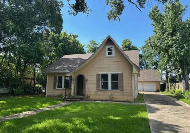 1st image of 3115 Woodrow Dr, Port Arthur, TX 77642 | MLS# 52354806