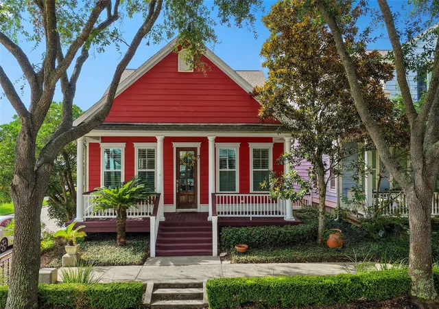 Photo 1 of Single family home for sale at 7 Latitude Ln, Galveston, TX 77554 | MLS# 70428812 | Listing updated on 2026-08-08