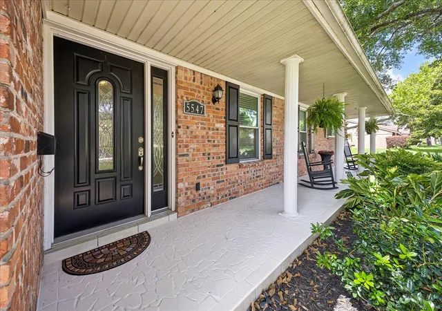 Homes for sale in Houston, TX | 5547 Wigton Dr, Houston, TX 77096 | MLS# 93820641