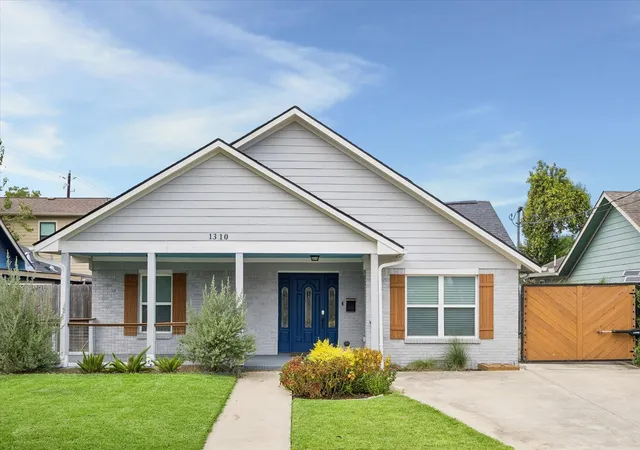 Photo 1 of Single family home for sale at 1310 Elliston St, Houston, TX 77023 | MLS# 54042996 | Listing updated on 2026-09-12