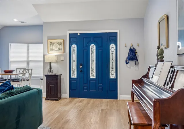 Photo 4 of Single family home for sale at 1310 Elliston St, Houston, TX 77023 | MLS# 54042996 | Listing updated on 2026-09-12