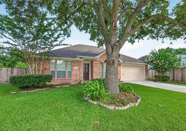 Photo 2 of Single family home for sale at 3114 Gatesbury N Dr, Houston, TX 77082 | MLS# 39015159 | Listing updated on 2026-09-02