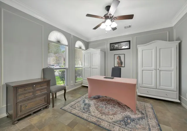 Photo 3 of Single family home for sale at 4306 Is Hills Dr, Houston, TX 77059 | MLS# 46604297 | Listing updated on 2026-09-12