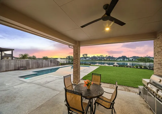 5th image of 10607 Crystal Spring Dr, Missouri City, TX 77459 | MLS# 21411418