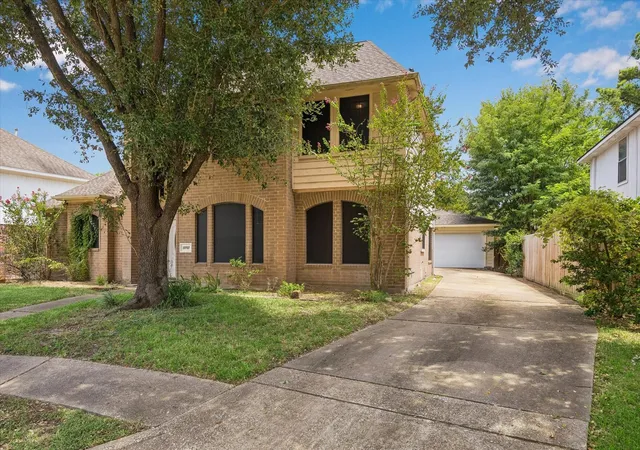 Photo 2 of Single family home for sale at 10707 Canmere Ct, Houston, TX 77070 | MLS# 10637575 | Listing updated on 2026-09-21