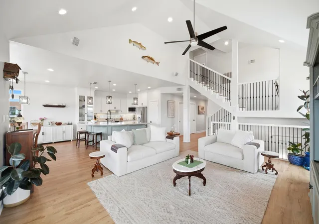 Photo 4 of Single family home for sale at 1315 Wahini St, Galveston, TX 77554 | MLS# 87207107 | Listing updated on 2026-10-10