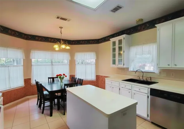Photo 3 of Single family home for sale at 7920 Buttercup Dr, Beaumont, TX 77706 | MLS# 48759948 | Listing updated on 2026-05-14