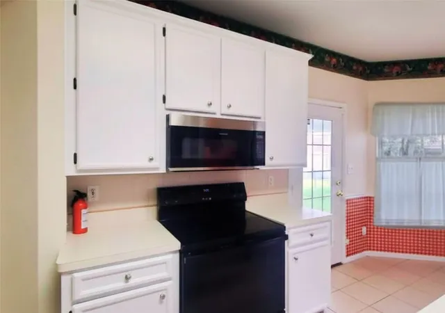 Photo 3 of Single family home for sale at 7920 Buttercup Dr, Beaumont, TX 77706 | MLS# 48759948 | Listing updated on 2026-05-14