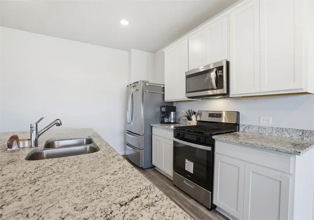 Photo 4 of Single family home for sale at 814 Brookside Dr, Dayton, TX 77535 | MLS# 80519745 | Listing updated on 2026-09-17