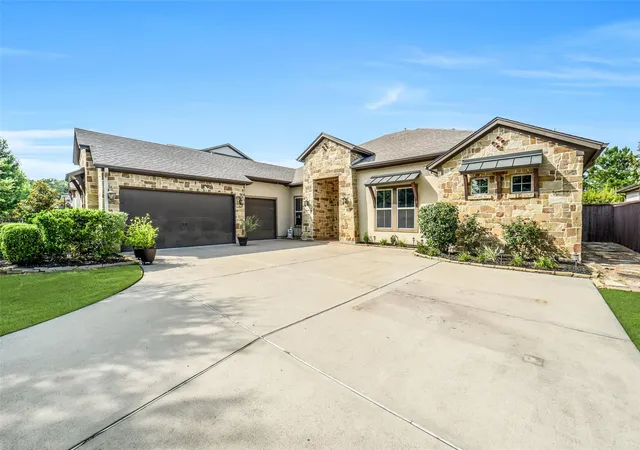 Photo 3 of Single family home for sale at 2721 Saddlehorn Trl, Katy, TX 77494 | MLS# 82612890 | Listing updated on 2026-09-12