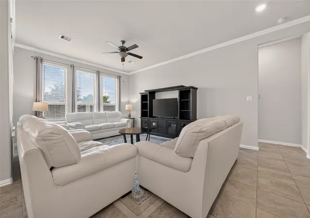Photo 4 of Single family home for sale at 2911 Brisk Autumn Dr, Richmond, TX 77406 | MLS# 42535831 | Listing updated on 2026-07-11