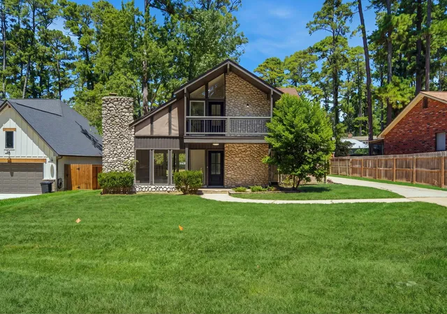 1st image of 13946 Dolphin Dr, Willis, TX 77318 | MLS# 44440479