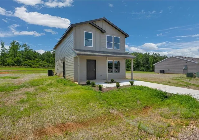 2nd image of 255 Dana Dr, Lufkin, TX 75901 | MLS# 94447775