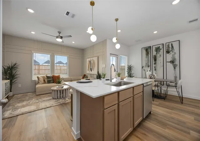 3rd image of 2637 Mchenry Landing Ln, Houston, TX 77051 | MLS# 19667039