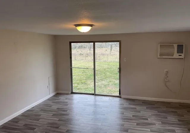 Photo 3 of Single family home for sale at 10545 Fm 521 Rd, Brazoria, TX 77422 | MLS# 6298371 | Listing updated on 2026-10-03
