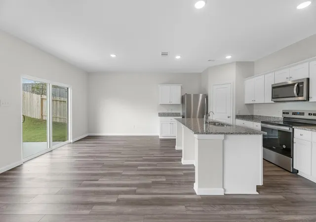 3rd image of 31215 Williams Landing St, Waller, TX 77484 | MLS# 58010161