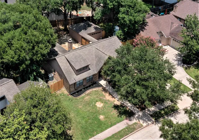 Photo 2 of Single family home for sale at 15734 Lakedale Dr, Houston, TX 77095 | MLS# 67675876 | Listing updated on 2026-09-21