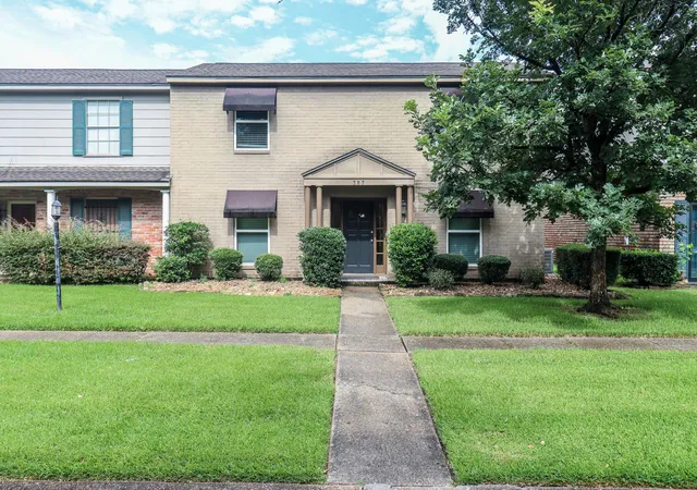2nd image of 387 Georgetown St #20, Beaumont, TX 77707 | MLS# 10332340
