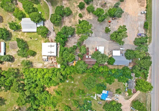 1st image of 19885 Keenan Cut Off Rd, Montgomery, TX 77316 | MLS# 86985395