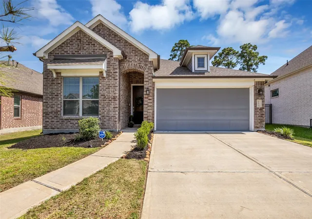 Photo 2 of Single family home for sale at 11935 Radura Rd, Humble, TX 77346 | MLS# 32647747 | Listing updated on 2026-09-28