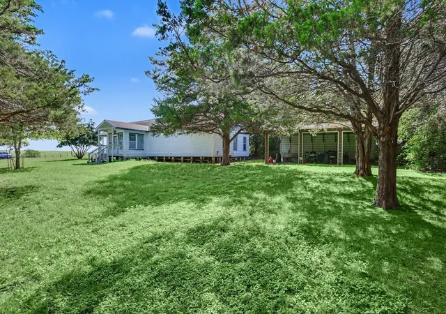 5th image of 7740 N Us Hwy 77, Schulenburg, TX 78956 | MLS# 76787663