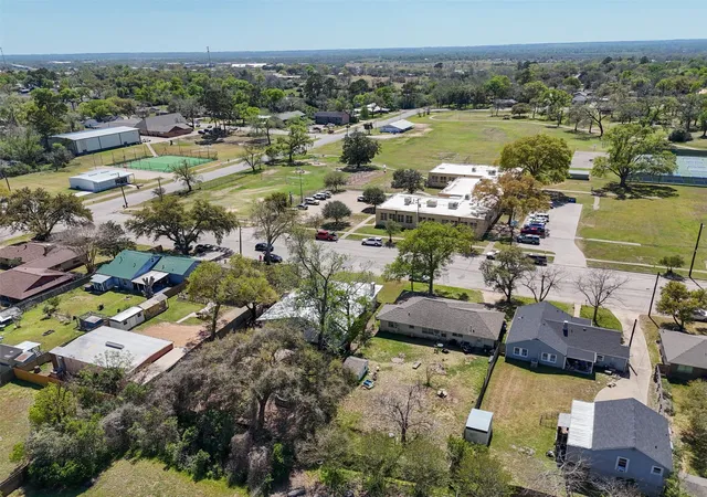 Homes for sale in Bellville, TX | 234 E Obryant St, Bellville, TX 77418 | MLS# 40028226