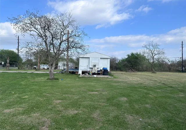 Homes for sale in Baytown, TX | 2118 Land Breeze Dr, Baytown, TX 77523 | MLS# 51036120