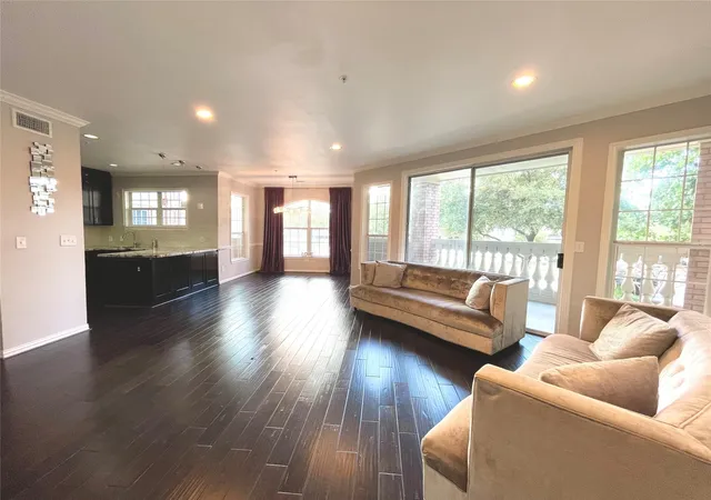 Homes for sale in Houston, TX | 2111 Welch St #B110, Houston, TX 77019 | MLS# 4933336