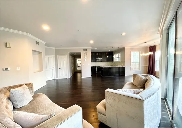 Homes for sale in Houston, TX | 2111 Welch St #B110, Houston, TX 77019 | MLS# 4933336