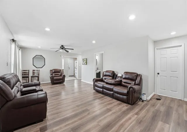 Photo 3 of Single family home for sale at 403 S Velasco St, Angleton, TX 77515 | MLS# 89764221 | Listing updated on 2026-03-11