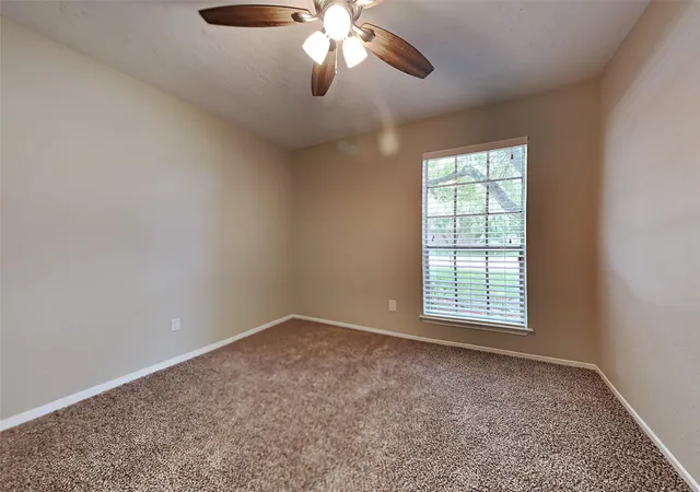 Photo 4 of Single family home for sale at 123 Greenshire Dr, League City, TX 77573 | MLS# 37594477 | Listing updated on 2026-09-18