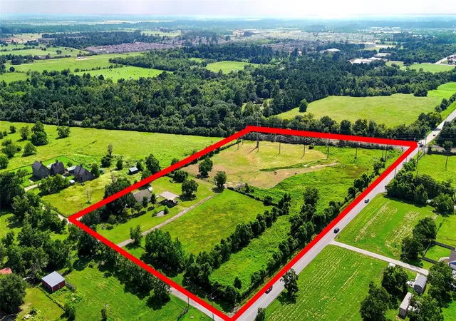 Land for sale at 922 Agg Rd, Tomball, TX 77375 | MLS# 49702571
