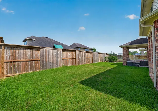 Photo 3 of Sale Pending at 2503 Golfridge Cir, Houston, TX 77089 | MLS# 49437898 | Listing updated on 2026-09-18