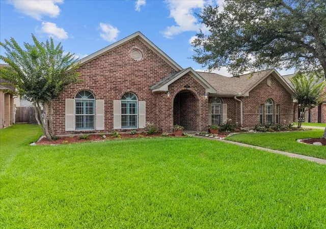 38th image of 302 Le Doux Oaks, League City, TX 77573 | MLS# 51643459