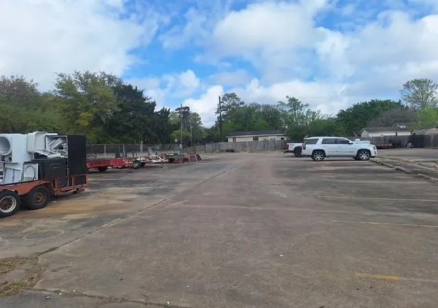 28th image of 1655 Kost Rd, Alvin, TX 77511 | MLS# 41995695