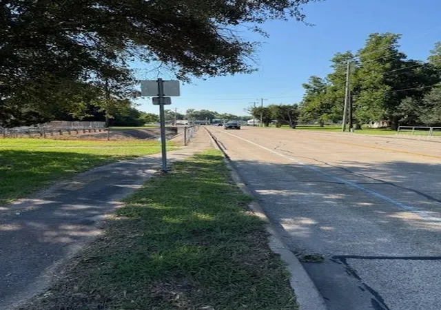 2nd image of 1655 Kost Rd, Alvin, TX 77511 | MLS# 41995695