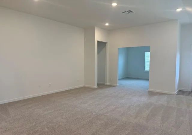 Photo 3 of Single family home for sale at 8314 Amethyst Valley Ln, Angleton, TX 77515 | MLS# 49654115 | Listing updated on 2026-09-11