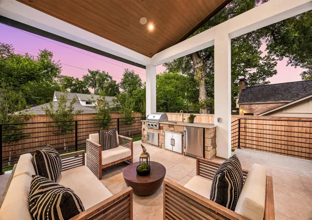 Photo 3 of Mansion for sale at 14106 Heatherfield Dr, Houston, TX 77079 | MLS# 16895945 | Listing updated on 2026-09-22