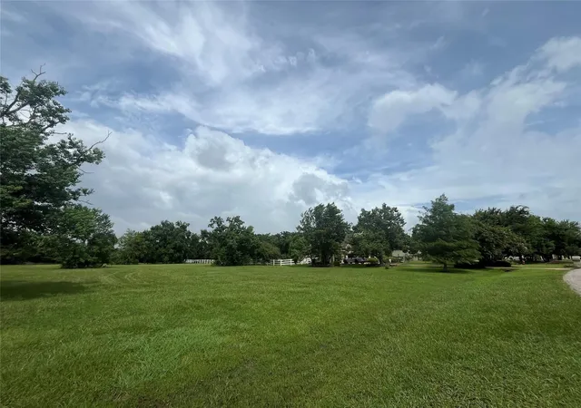 Photo 2 of Land for sale at 6703 Rustling Oaks Dr, Richmond, TX 77469 | MLS# 75892265 | Listing updated on 2026-05-14