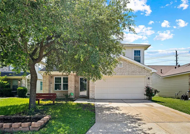 Photo 3 of Single family home for sale at 21115 Arcadia Park Ln, Humble, TX 77338 | MLS# 63429003 | Listing updated on 2026-09-08