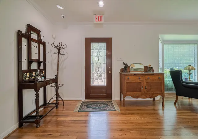 Photo 2 of Single family home for sale at 826 Heights Blvd, Houston, TX 77007 | MLS# 56486388 | Listing updated on 2026-09-26