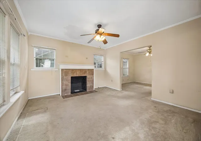 Photo 3 of Sale Pending at 1013 Key St, Houston, TX 77009 | MLS# 28106320 | Listing updated on 2026-09-16
