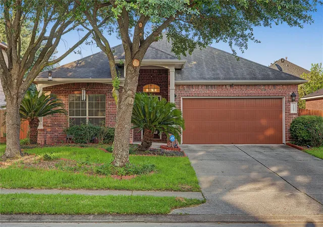 1st image of 21391 Village Crossing Ln, Porter, TX 77365 | MLS# 61430904